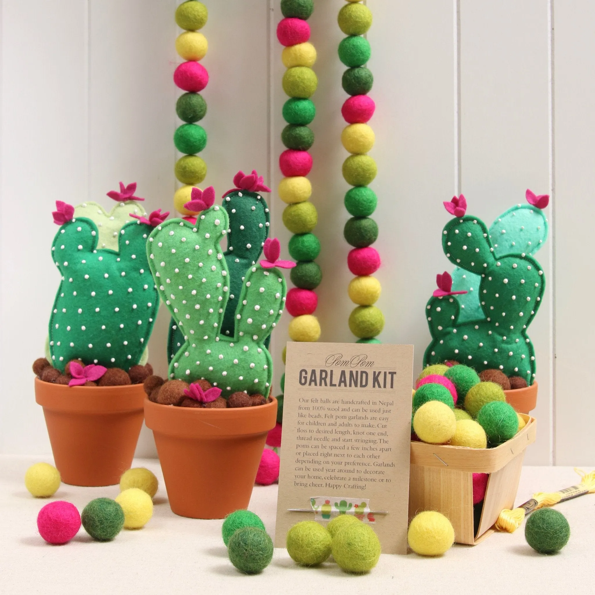 Acorn Brown Felt Balls