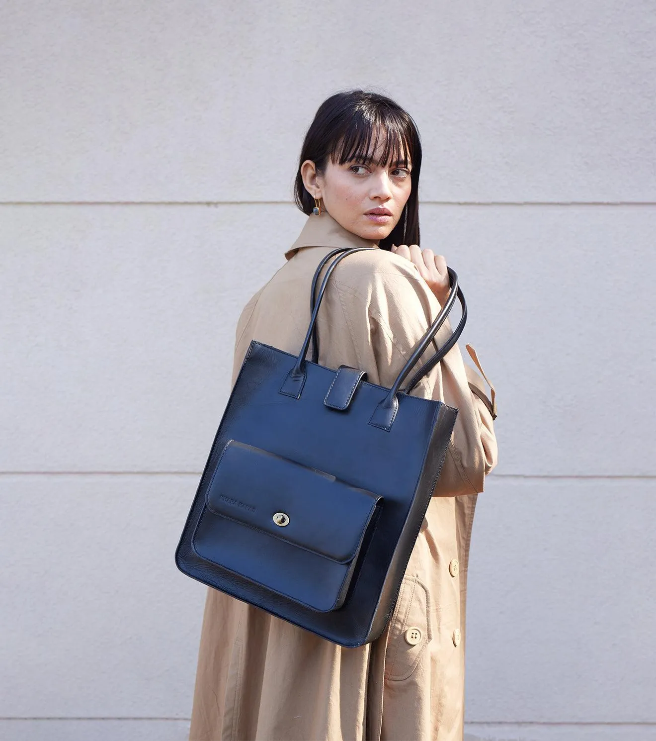 Ash tote bag