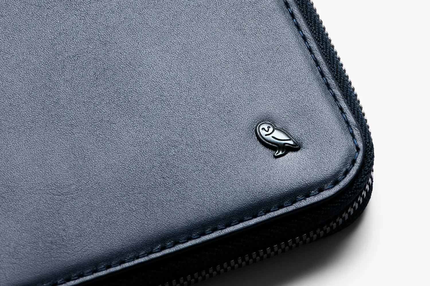 BELLROY TRAVEL FOLIO SECOND EDITION - 4 COLORS