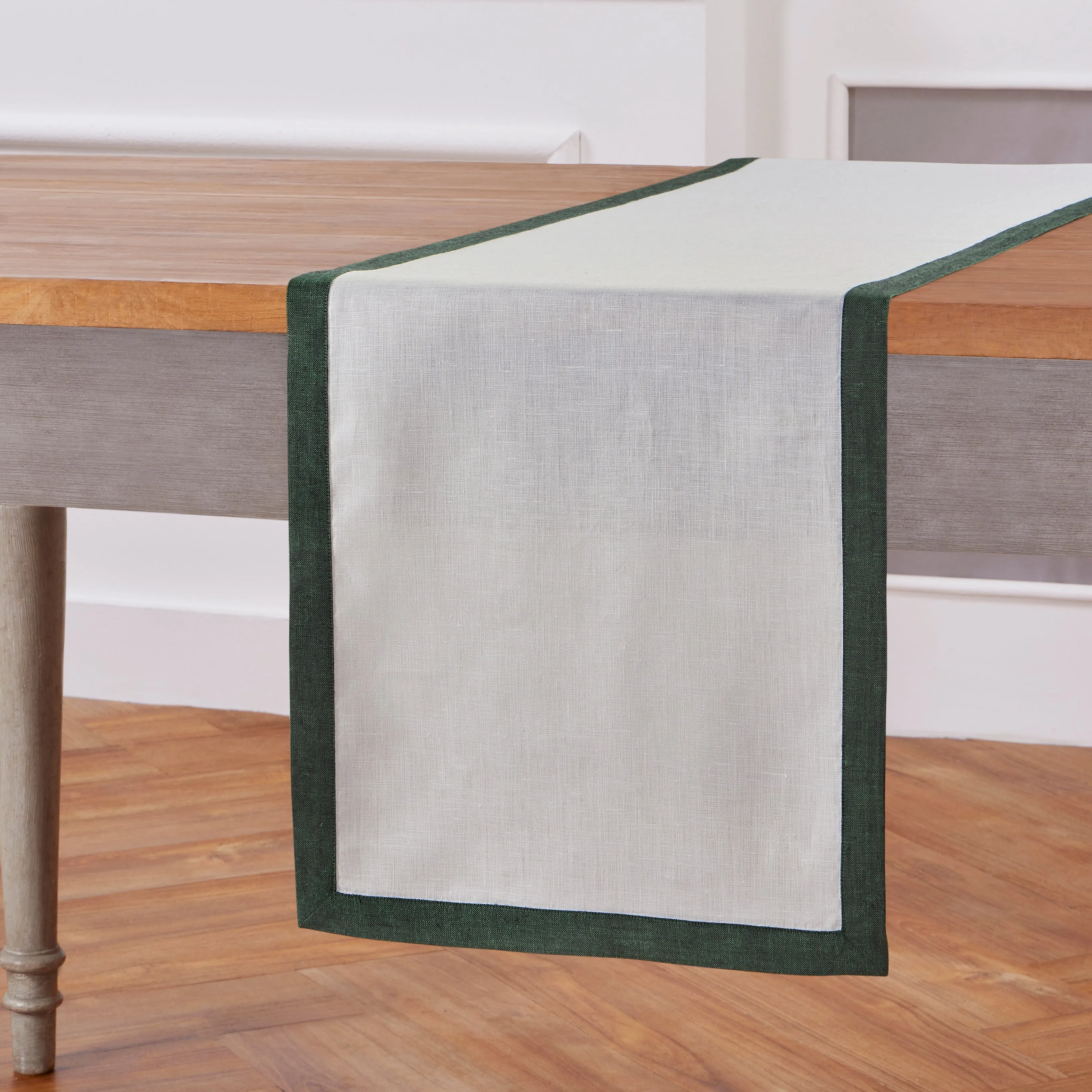 Classic Table Runner