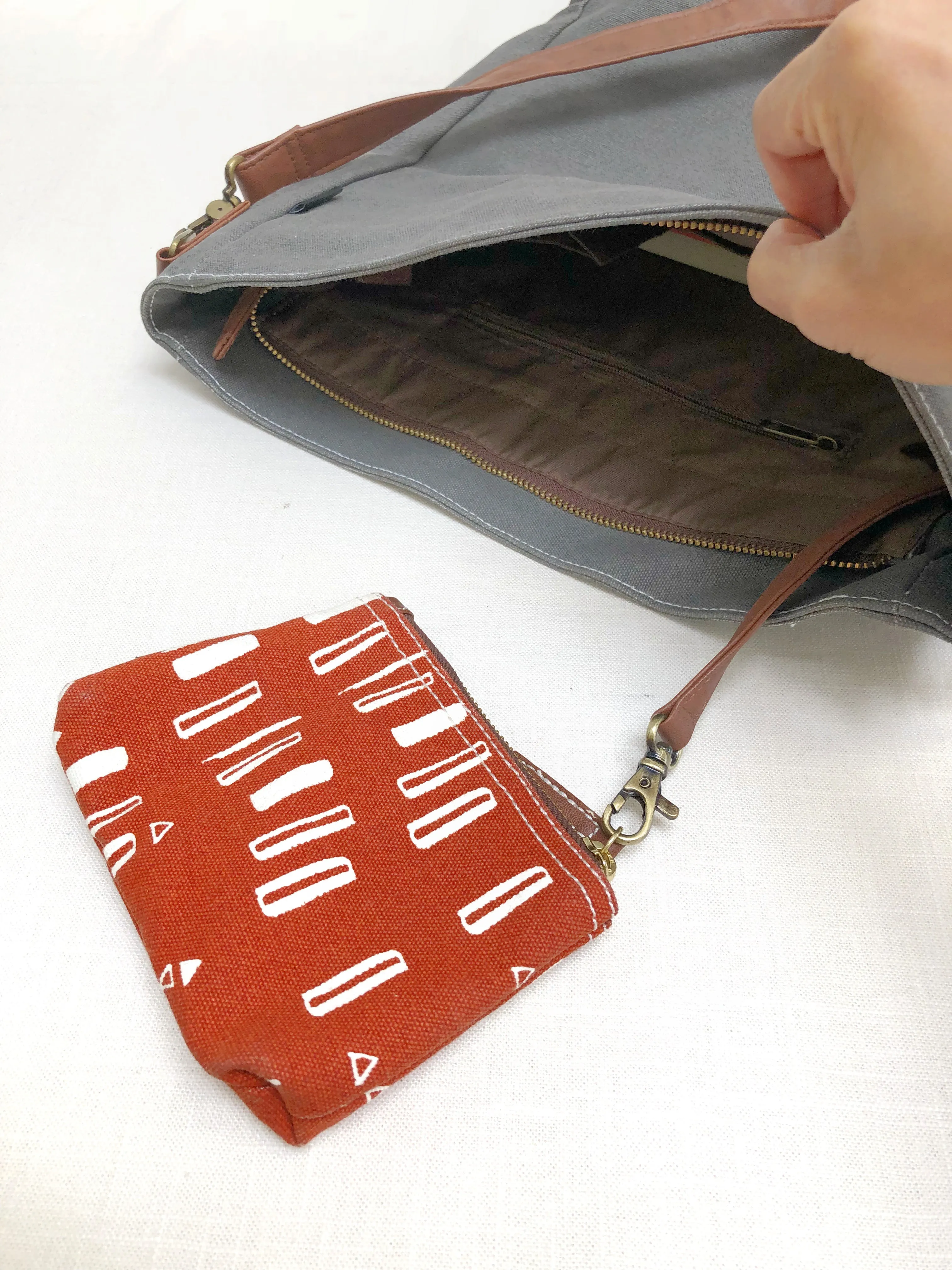 Crossbody Bag - Davenport