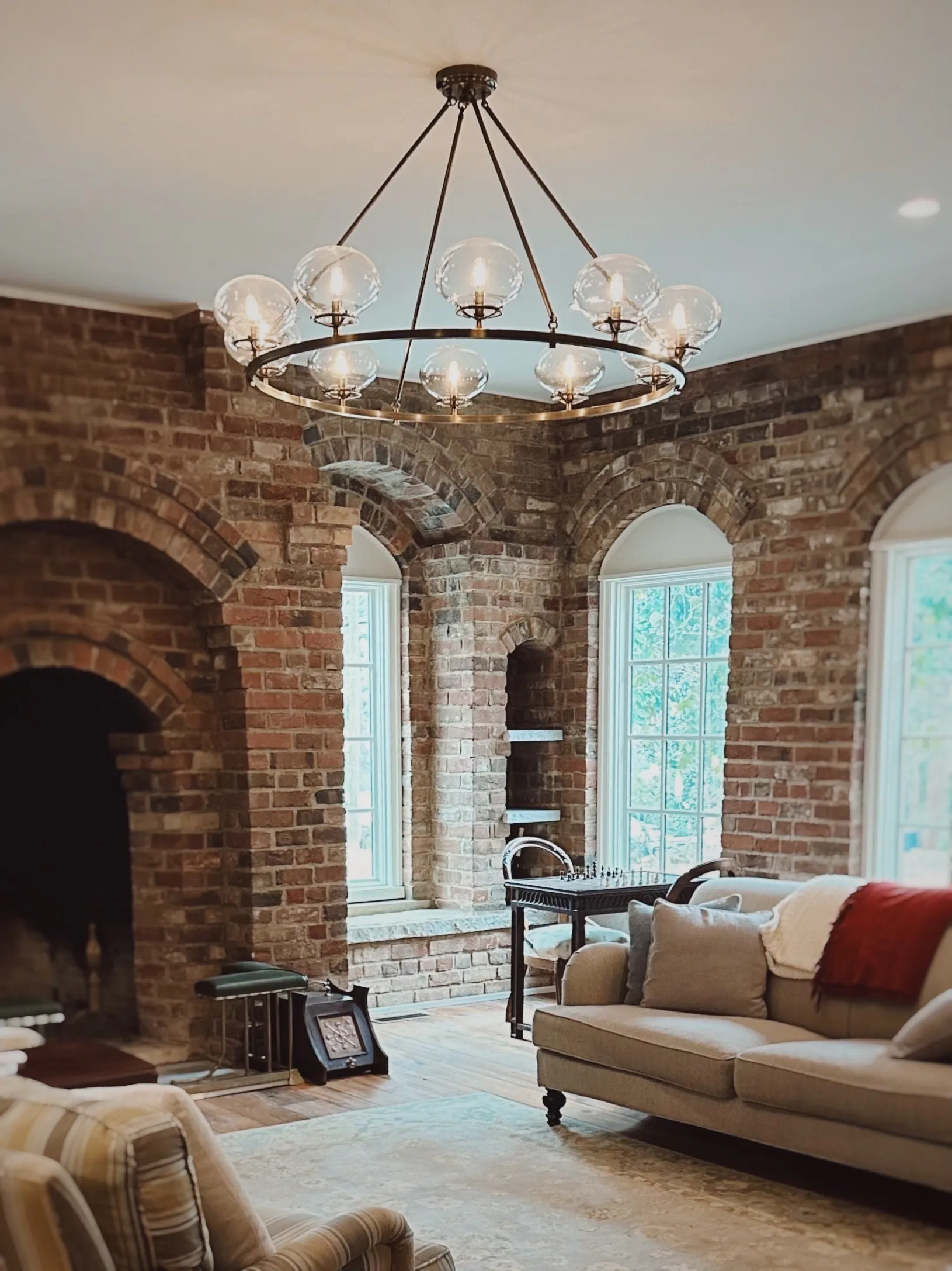 Mulberry (Opal or Clear) | Grand Chandelier