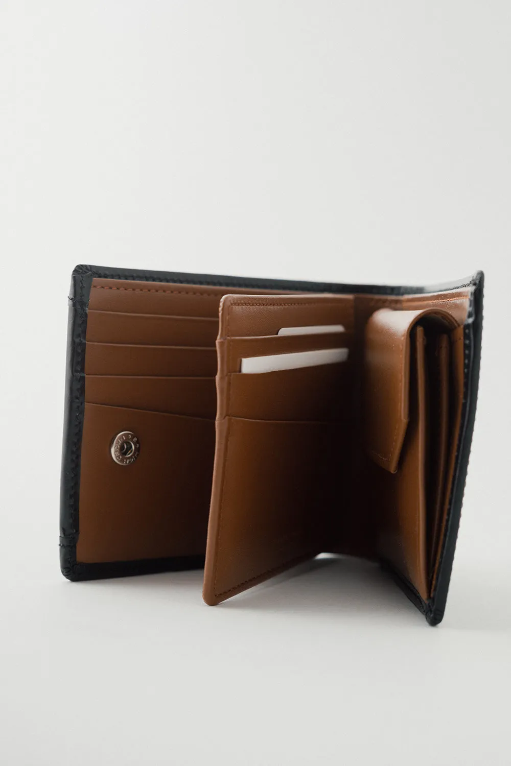 Notch Bifold Wallet - Black