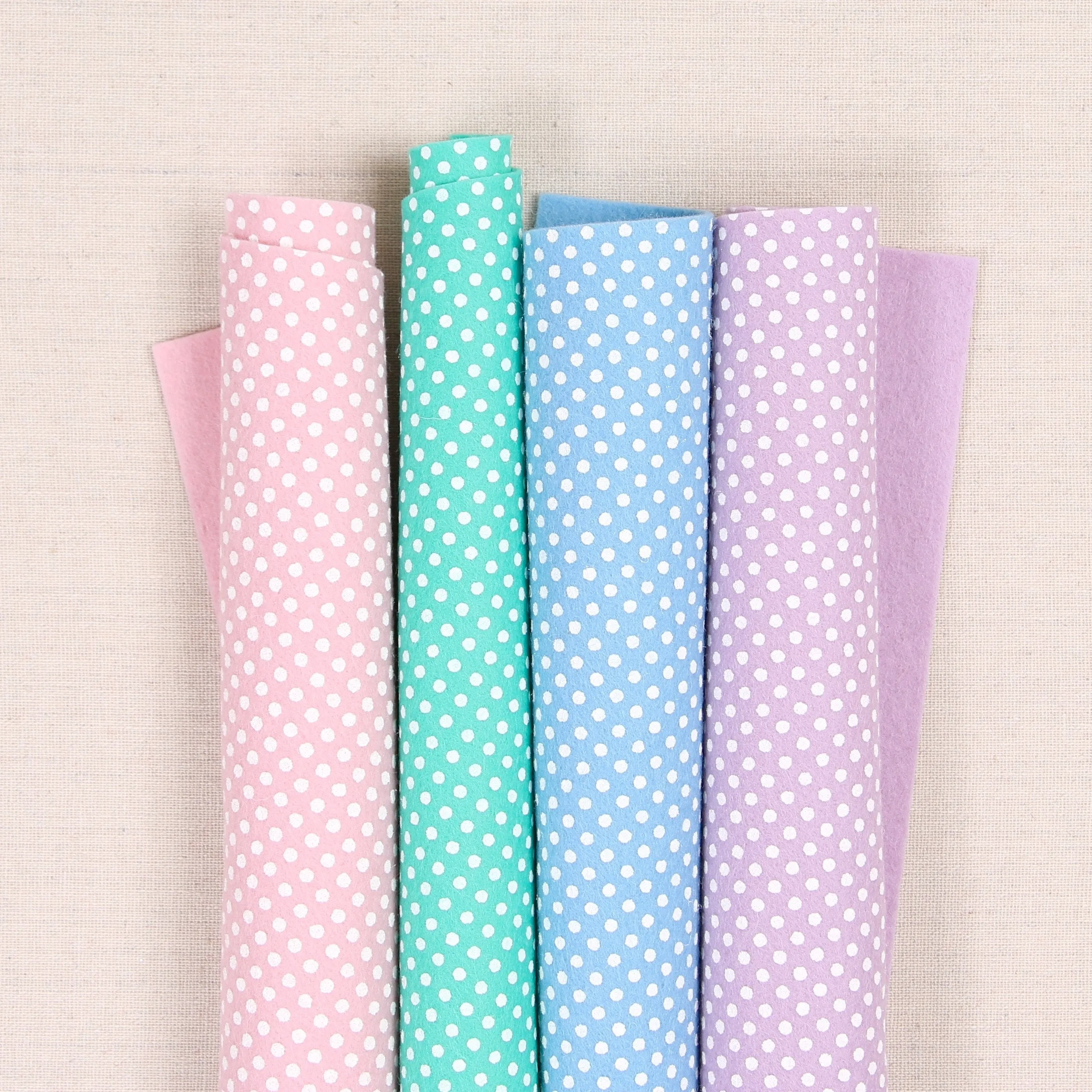 Polka Dot Felt, Allium Lavender