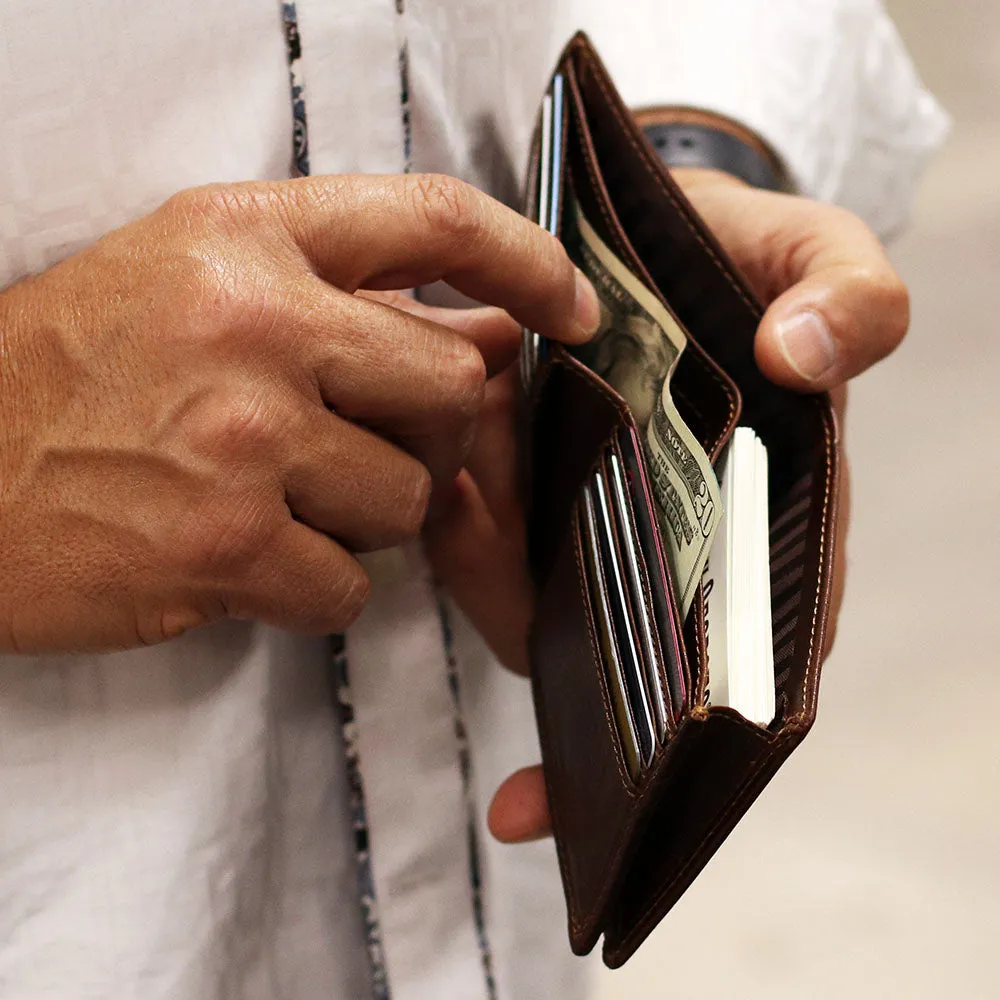 Voyager Bifold Wallet with Gusseted Currency Pocket #7731